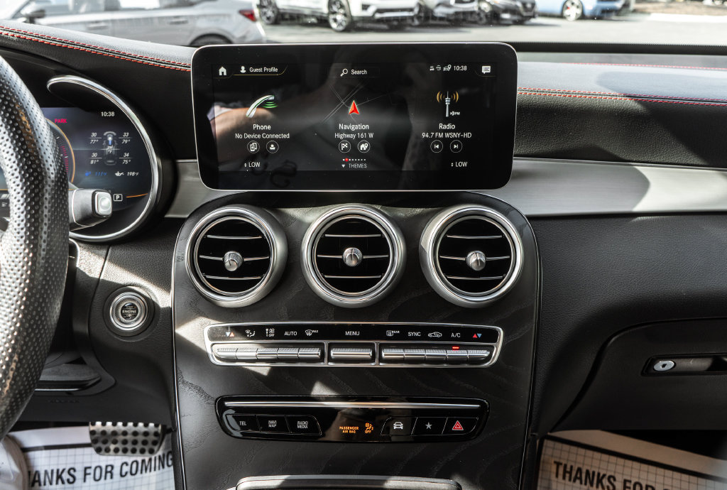 Used 2022 Mercedes-Benz GLC 43 AMG 4MATIC image 19