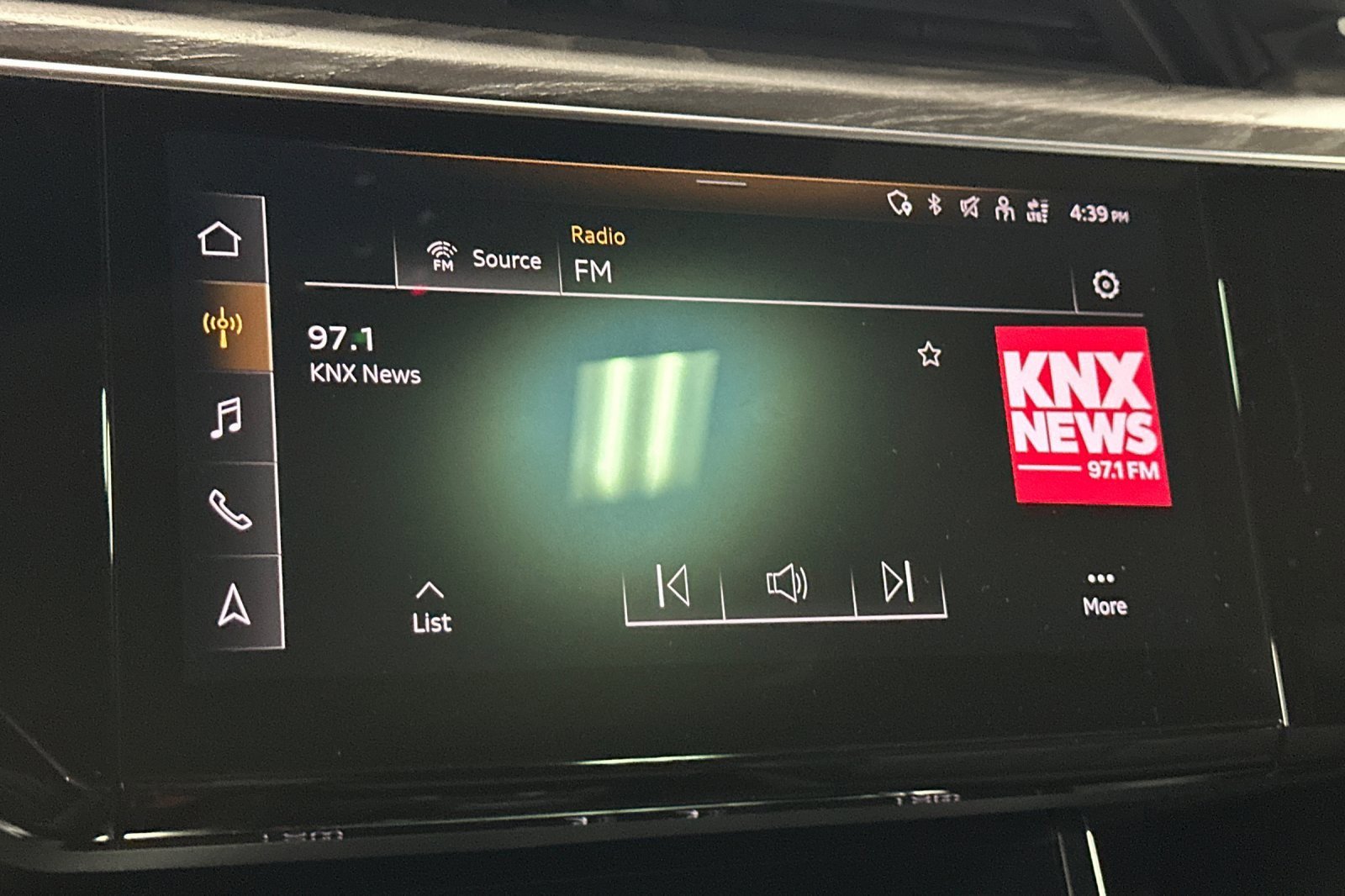 Certified 2023 Audi e-tron Premium Plus w/ Premium Plus Package image 17