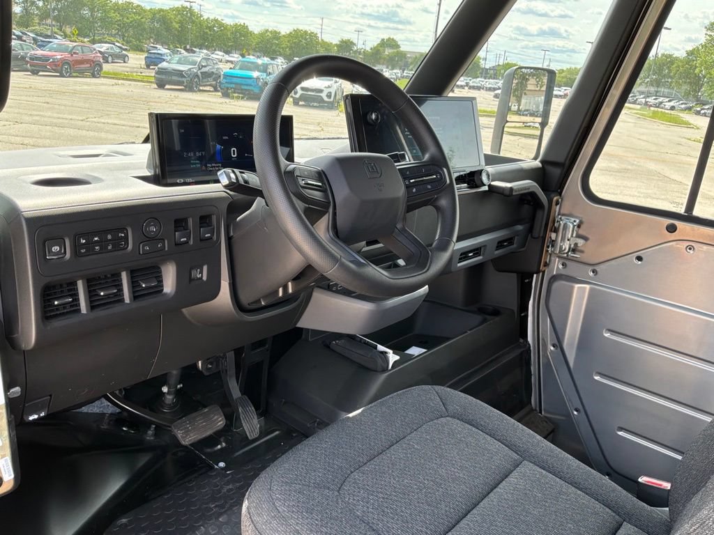 Used 2024 Chevrolet Brightdrop 600 w/ Commercial Equipment Package AWD/4WD image 10
