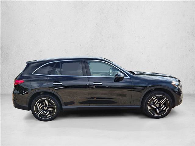 Certified 2026 Mercedes-Benz GLC 300 image 4