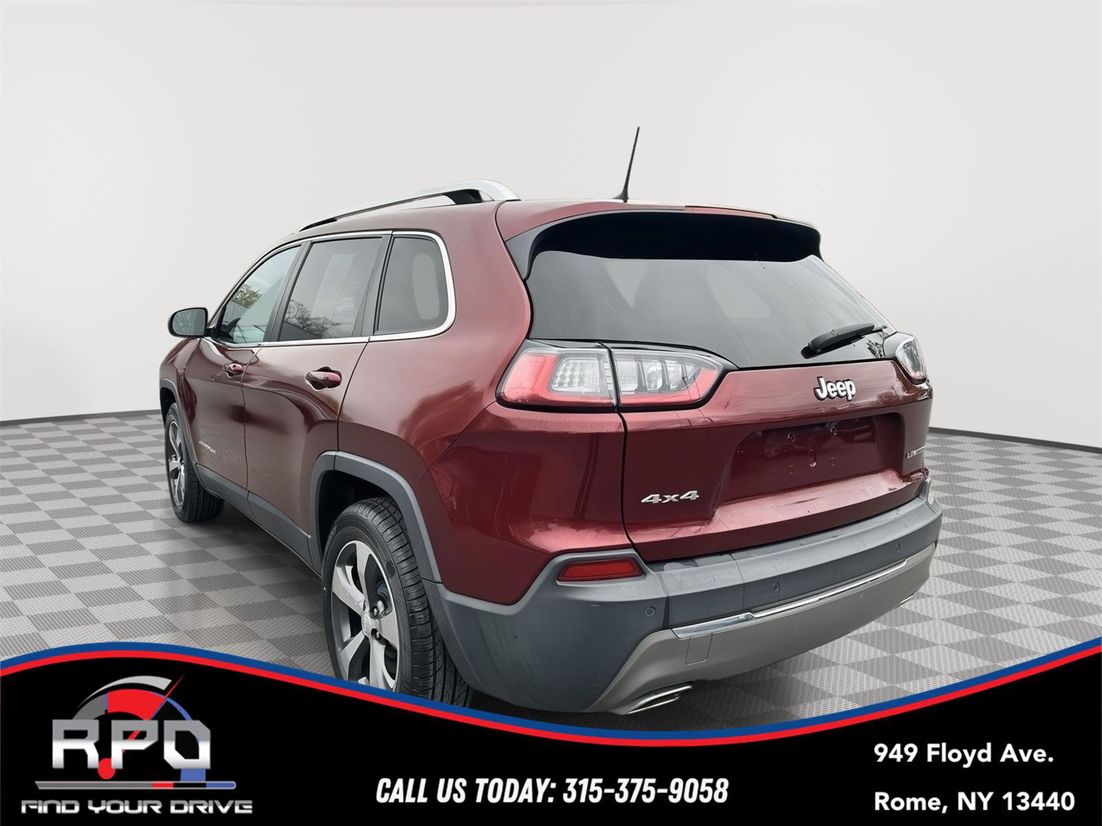Used 2019 Jeep Cherokee Limited AWD/4WD image 3