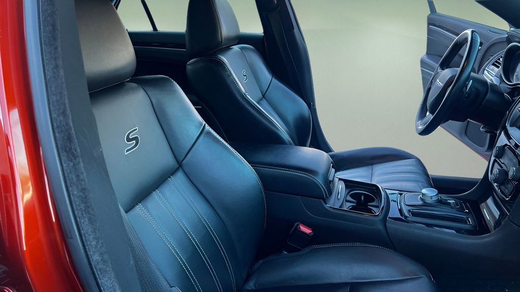 Used 2021 Chrysler 300 S image 25