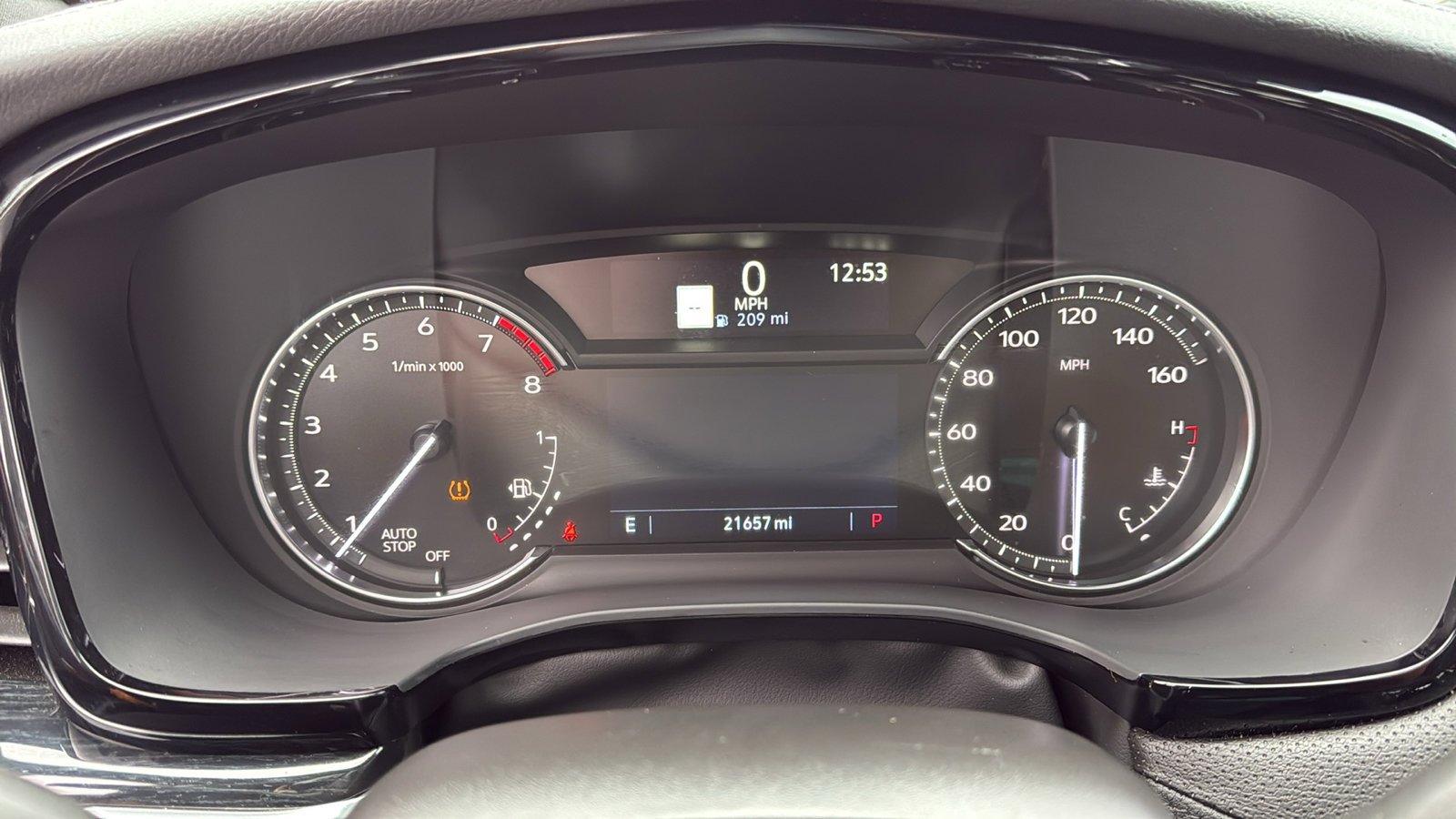 Used 2025 Cadillac XT5 Premium Luxury image 14