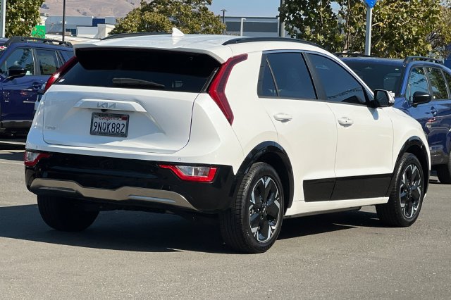 Used 2024 Kia Niro Wind FWD image 4