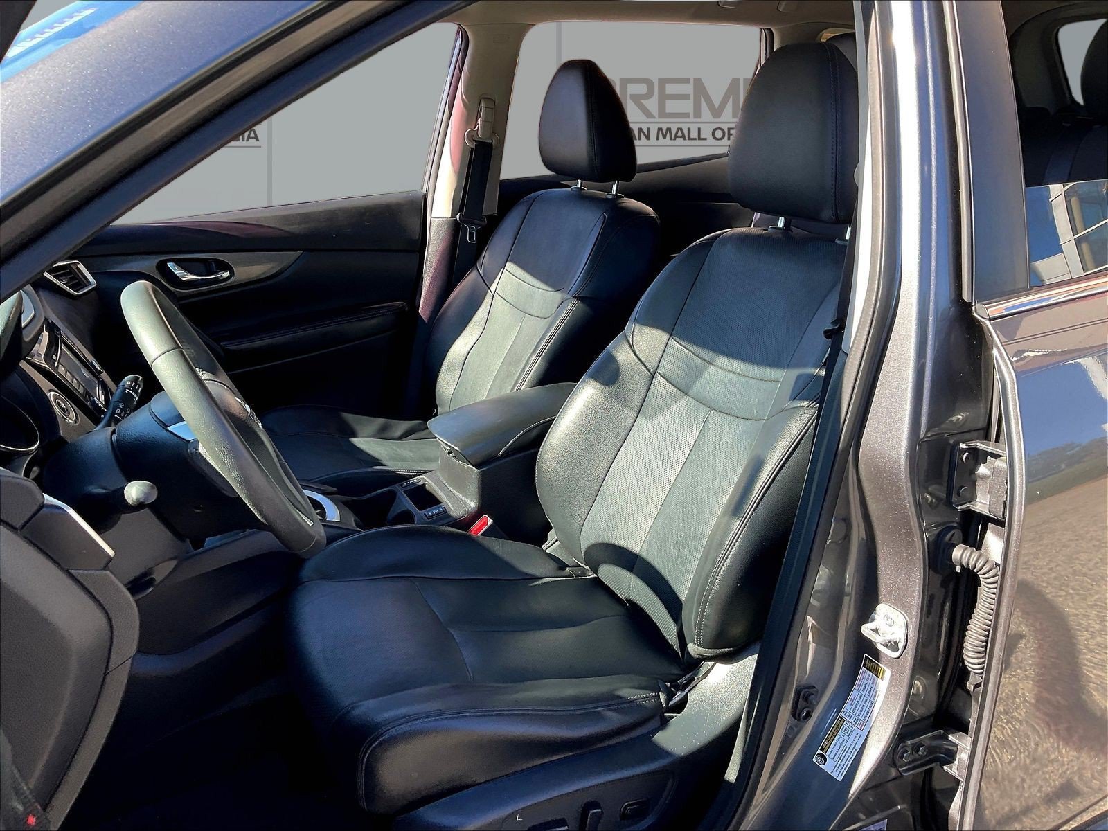 Used 2015 Nissan Rogue SL AWD/4WD image 23