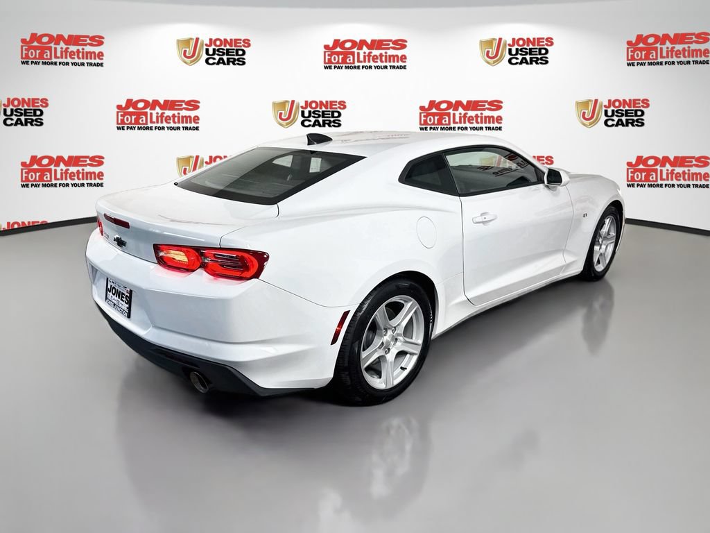 Used 2019 Chevrolet Camaro LT RWD image 15