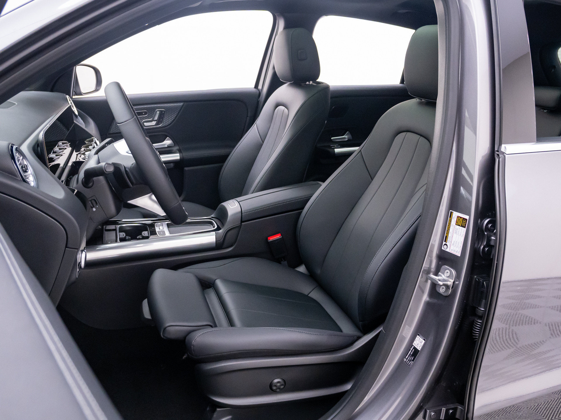 New 2026 Mercedes-Benz GLA 250 4MATIC image 18