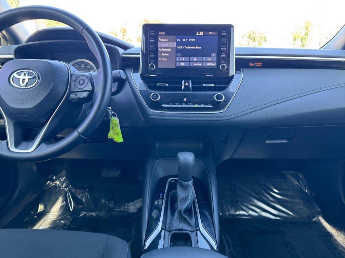 Used 2020 Toyota Corolla SE FWD image 15