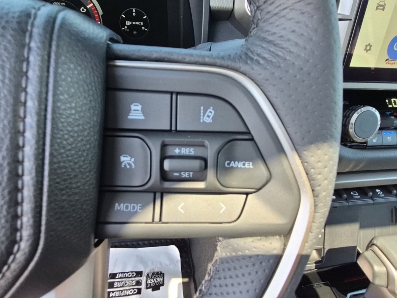 New 2026 Toyota Tundra Limited AWD/4WD image 18