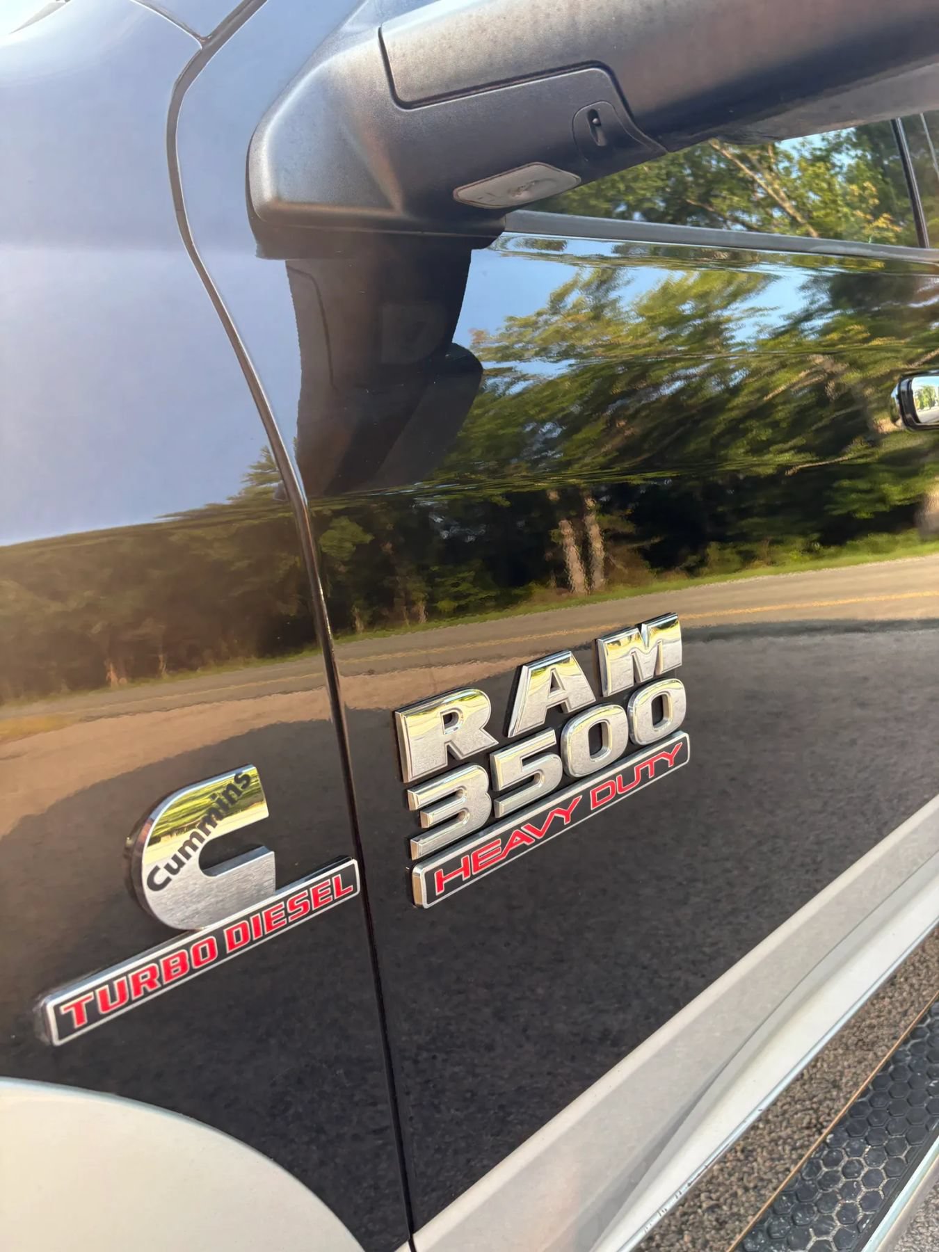 Used 2014 RAM 3500 Laramie AWD/4WD image 39