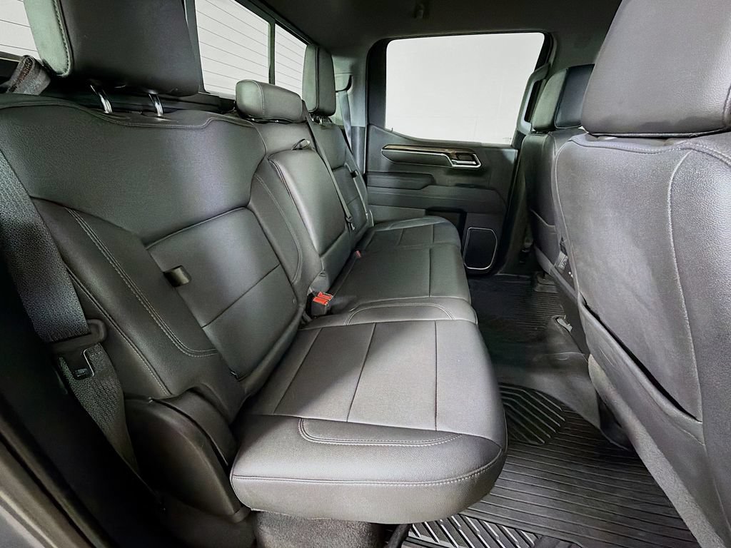 Used 2023 Chevrolet Silverado 1500 RST AWD/4WD image 24