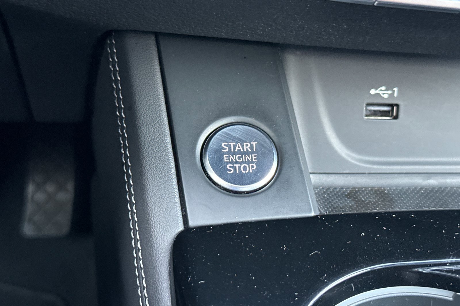 Used 2024 Audi A4 2.0T Premium Plus image 22