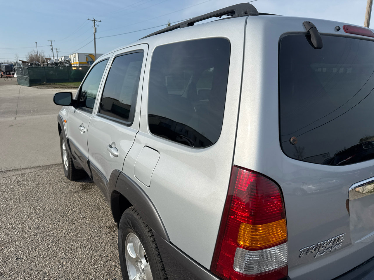 Used 2003 MAZDA Tribute LX image 9