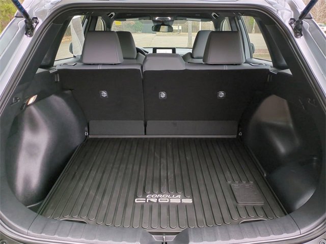 Used 2025 Toyota Corolla Cross AWD Hybrid image 13