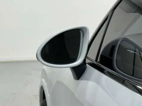 Used 2018 Porsche Cayenne Platinum Edition image 44