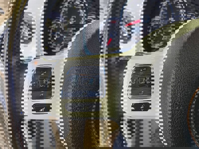 Used 2014 Volkswagen Beetle TDI image 14