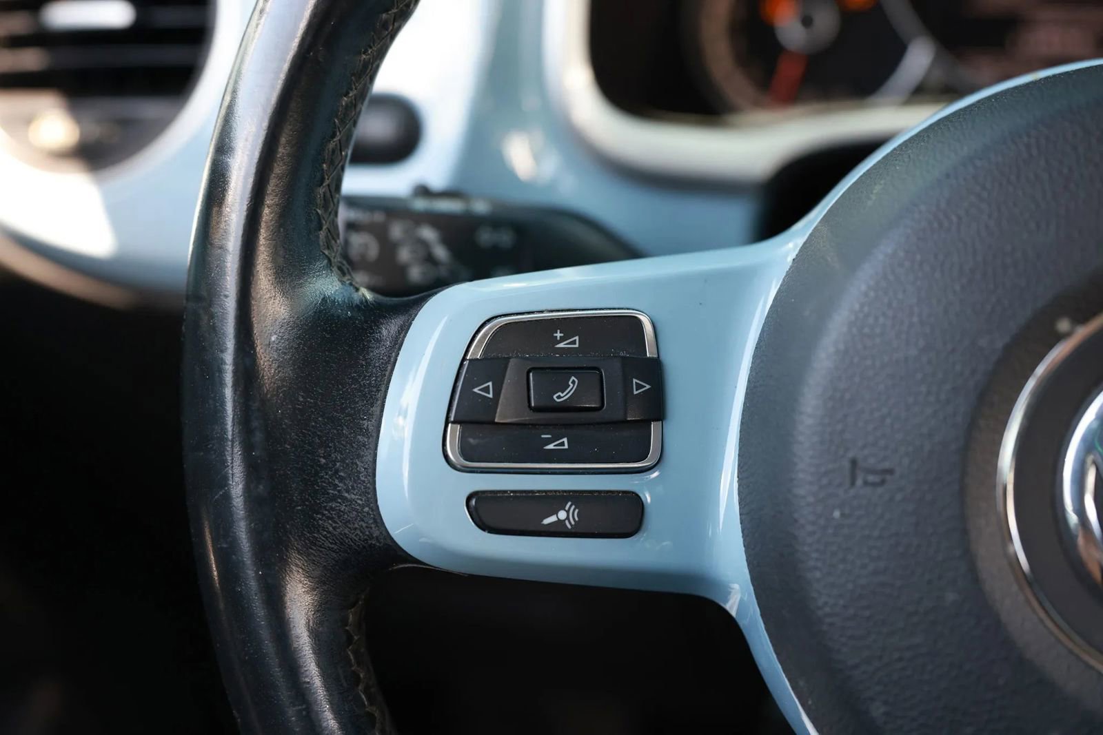 Used 2013 Volkswagen Beetle 2.5 image 26