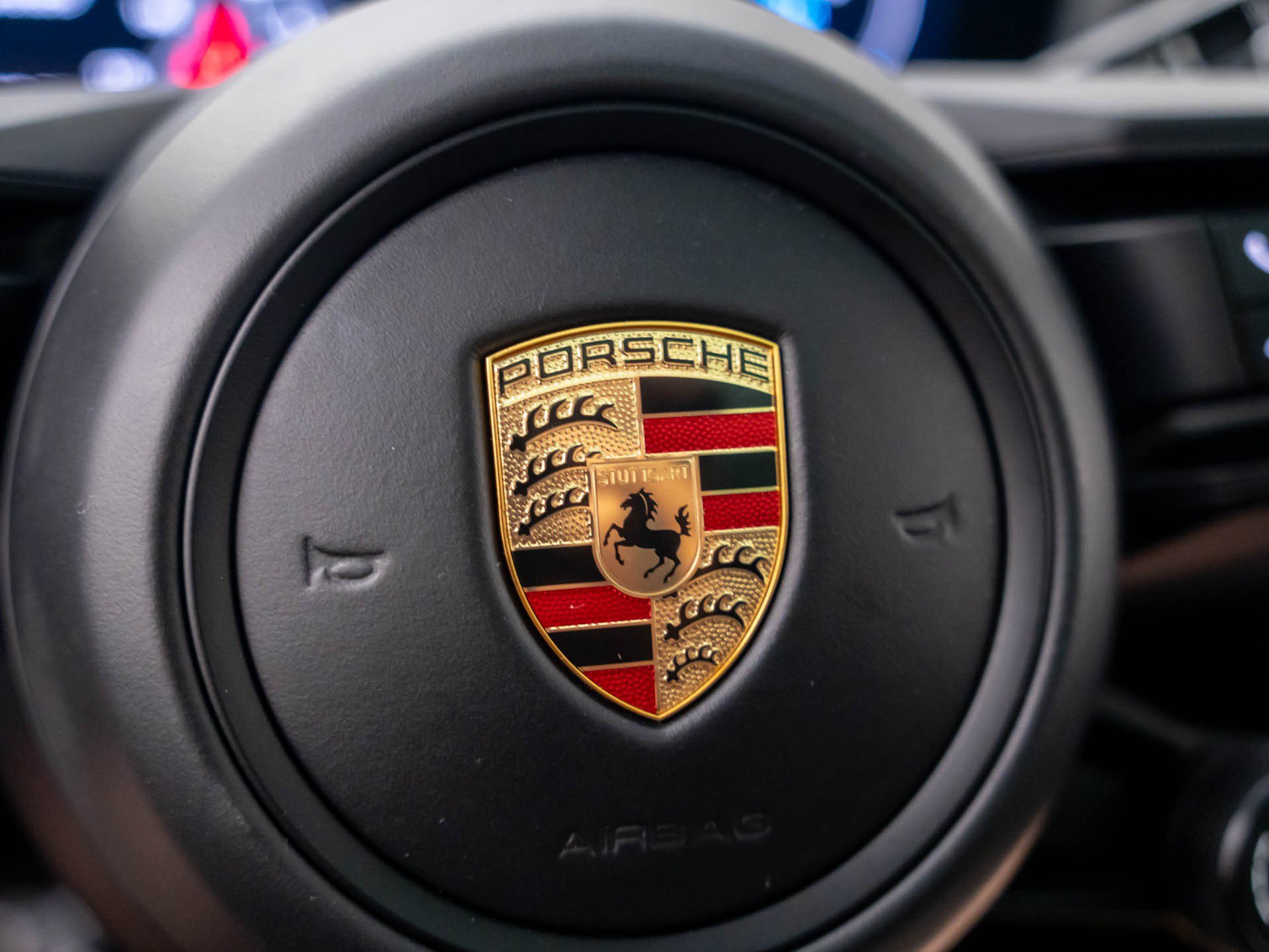 Certified 2024 Porsche Cayenne Coupe AWD/4WD image 30