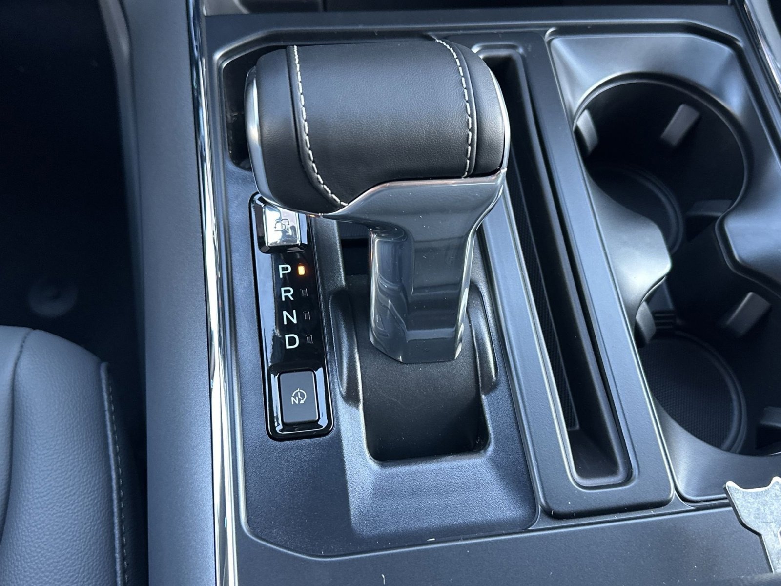 New 2025 Ford F150 Lightning Flash image 32