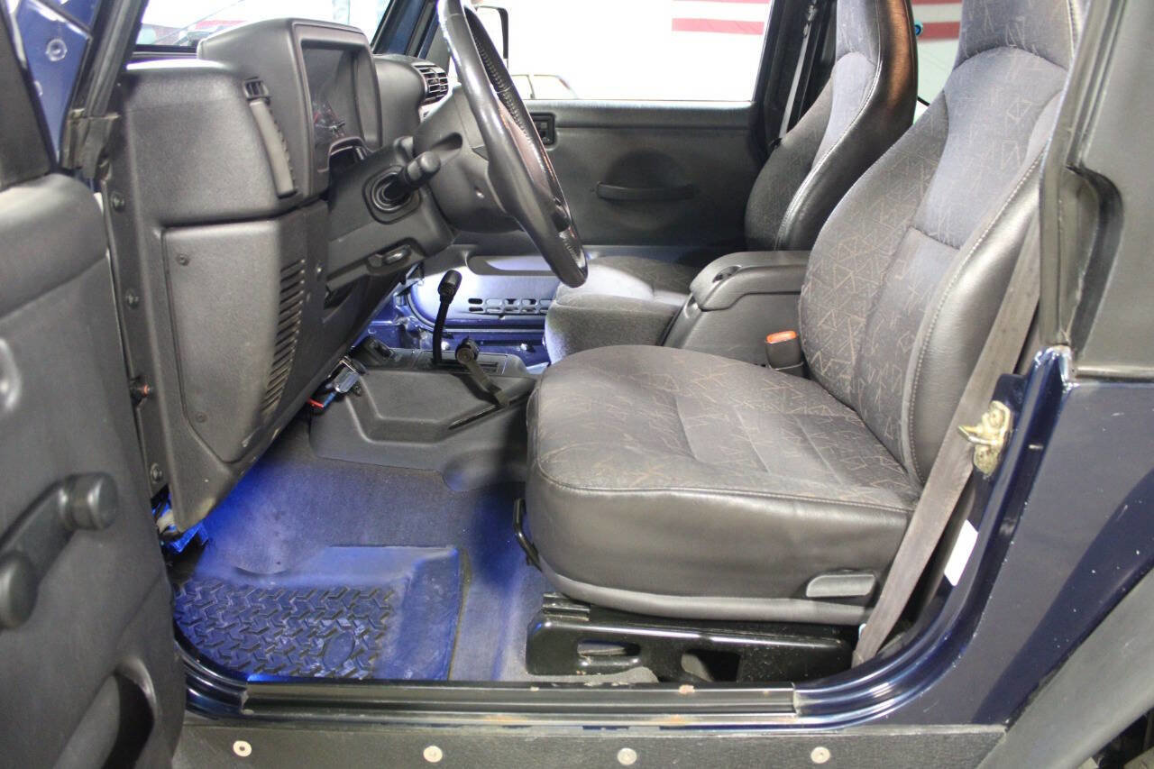 Used 2002 Jeep Wrangler Sport AWD/4WD image 28