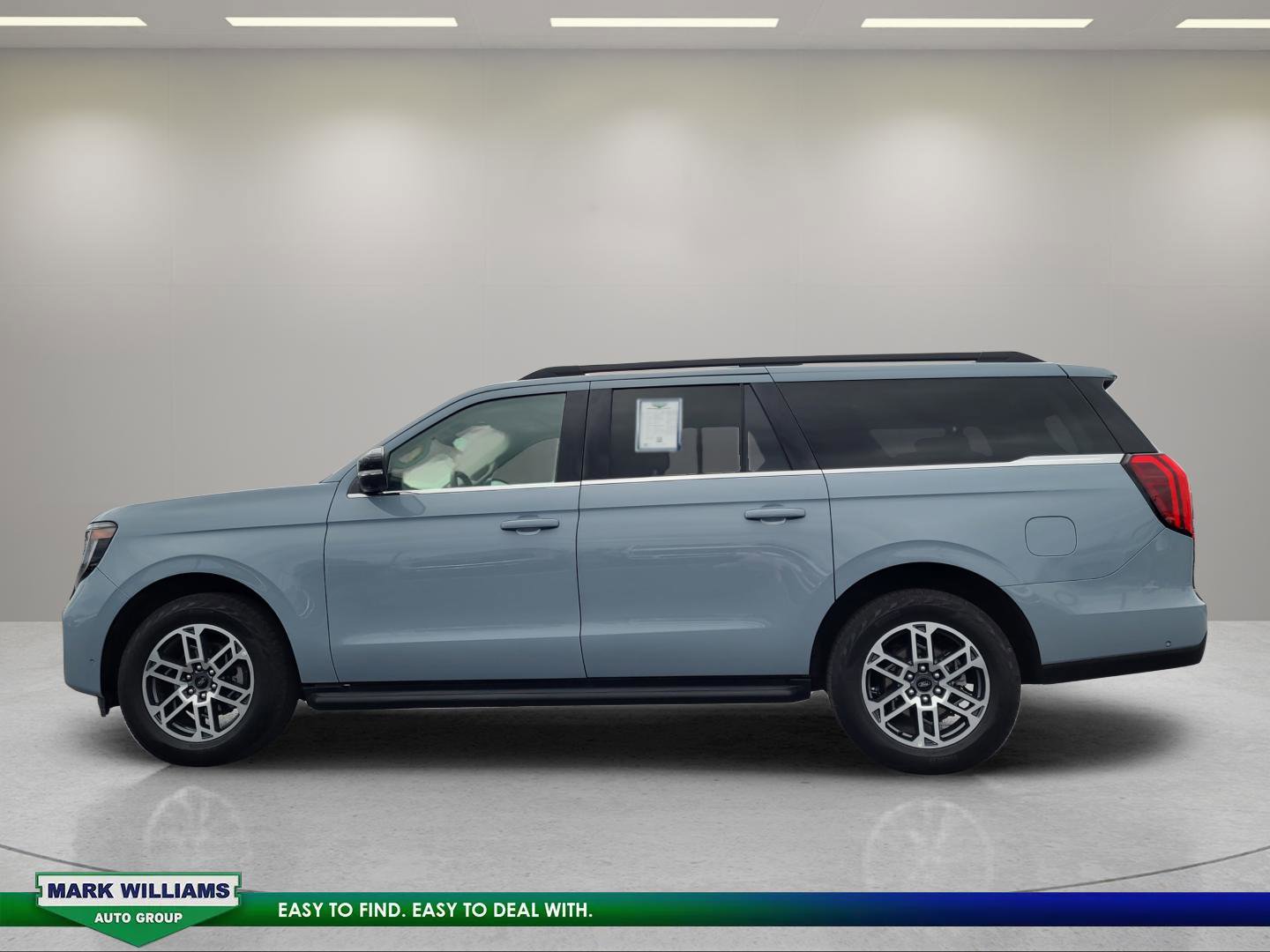 Used 2025 Ford Expedition Max Active AWD/4WD image 7