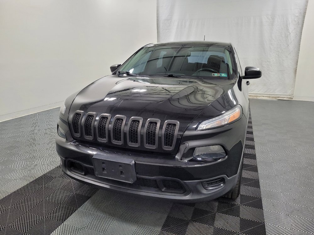Used 2015 Jeep Cherokee Sport FWD image 15