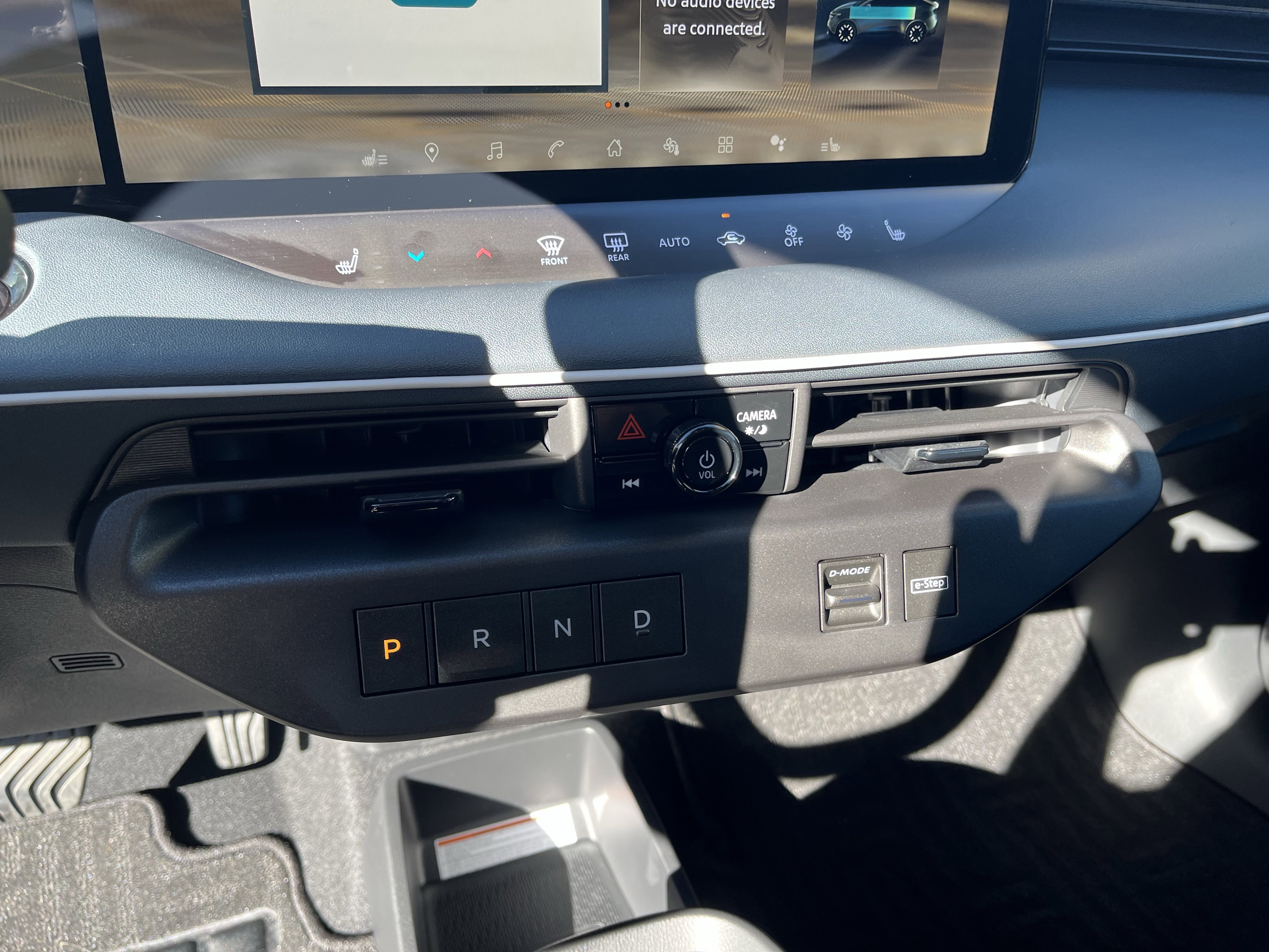 New 2026 Nissan Leaf SV+ image 18