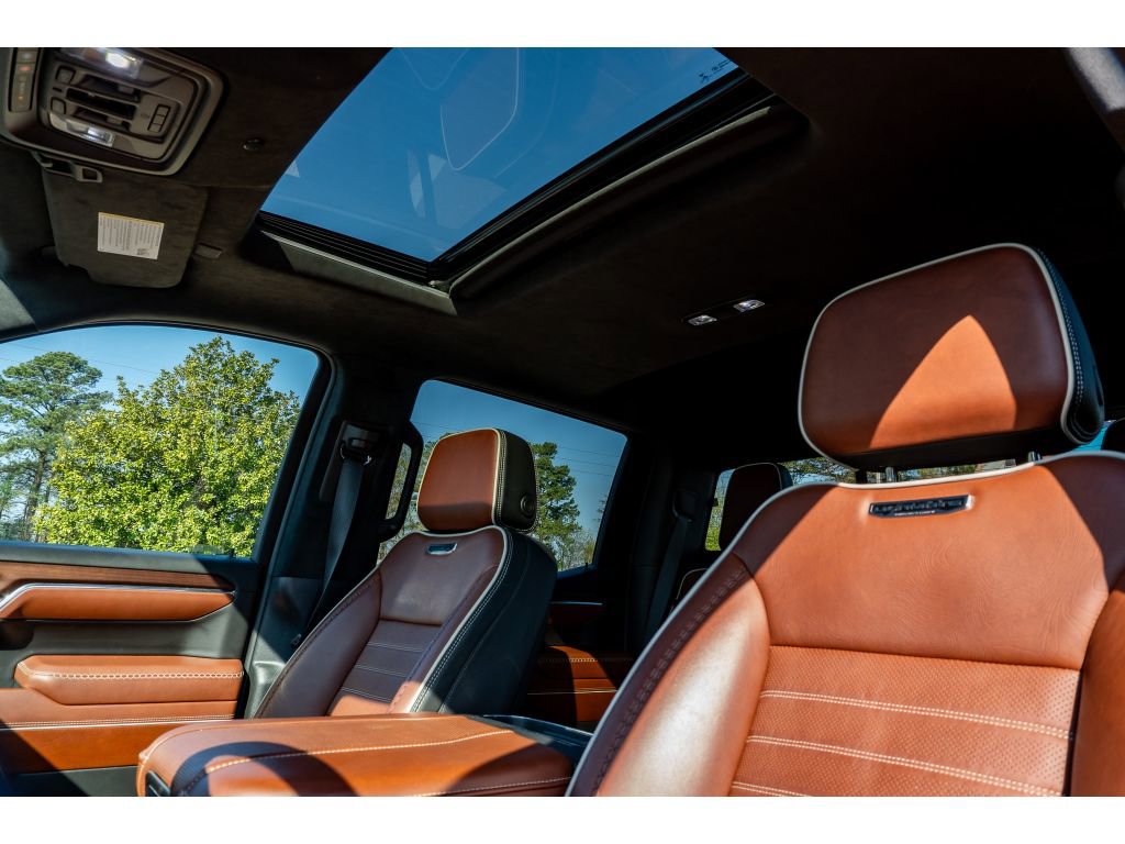 Used 2023 GMC Sierra 1500 Denali Ultimate image 11