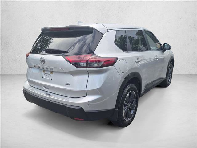 Certified 2024 Nissan Rogue SV FWD image 5