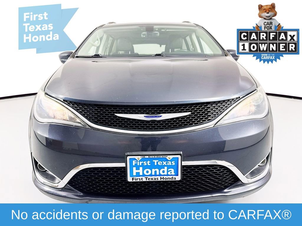 Used 2019 Chrysler Pacifica Touring-L Plus w/ Tire & Wheel Group image 2