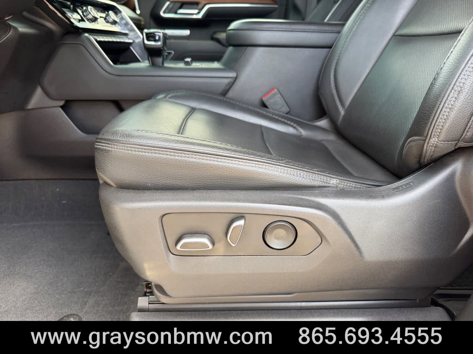 Used 2023 GMC Sierra 1500 Denali w/ Denali Reserve Package AWD/4WD image 11