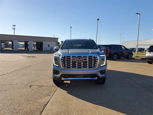 New 2026 GMC Yukon Denali w/ Sun & Power Step Package image 2