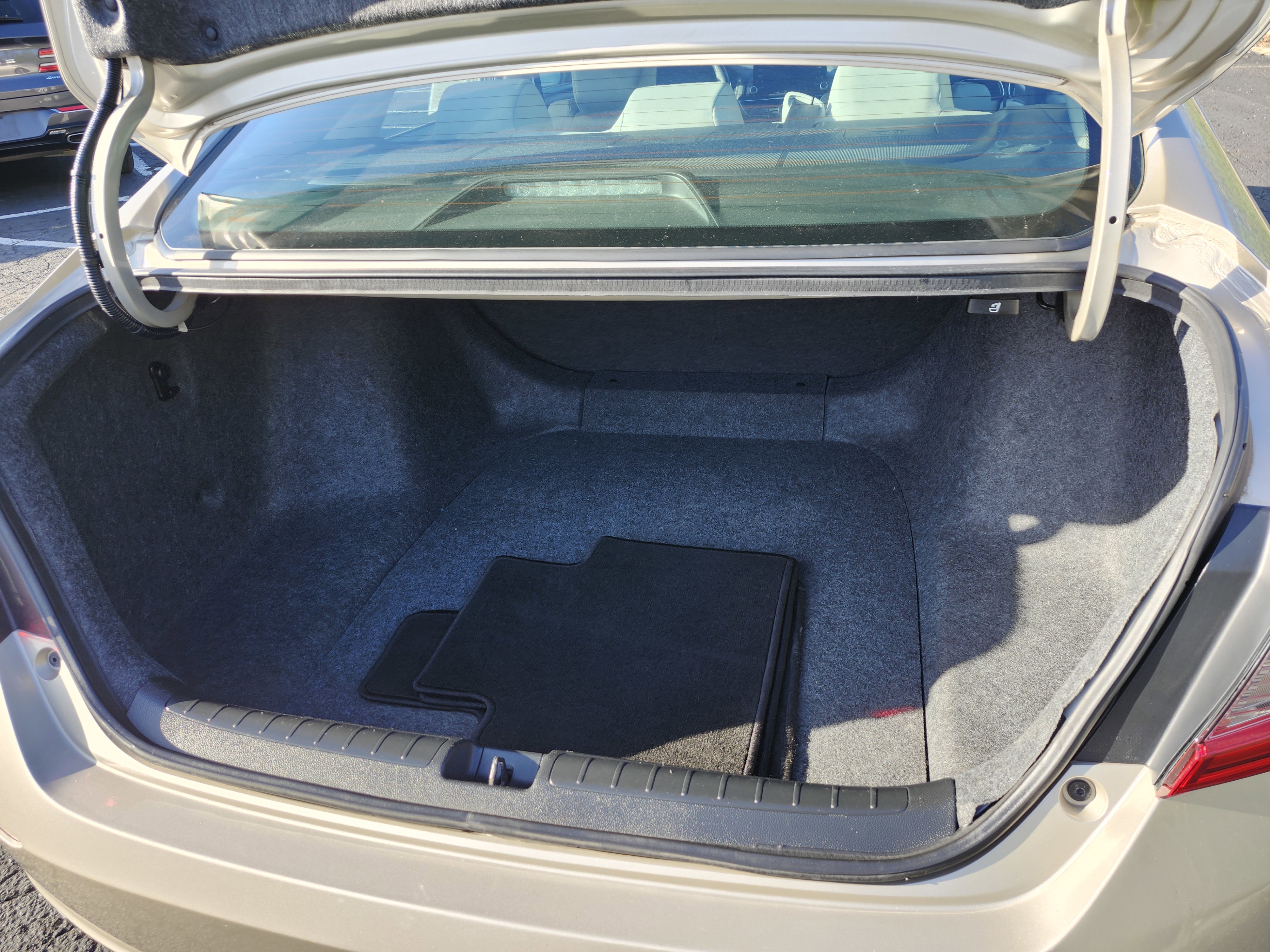 Used 2018 Honda Accord LX image 20