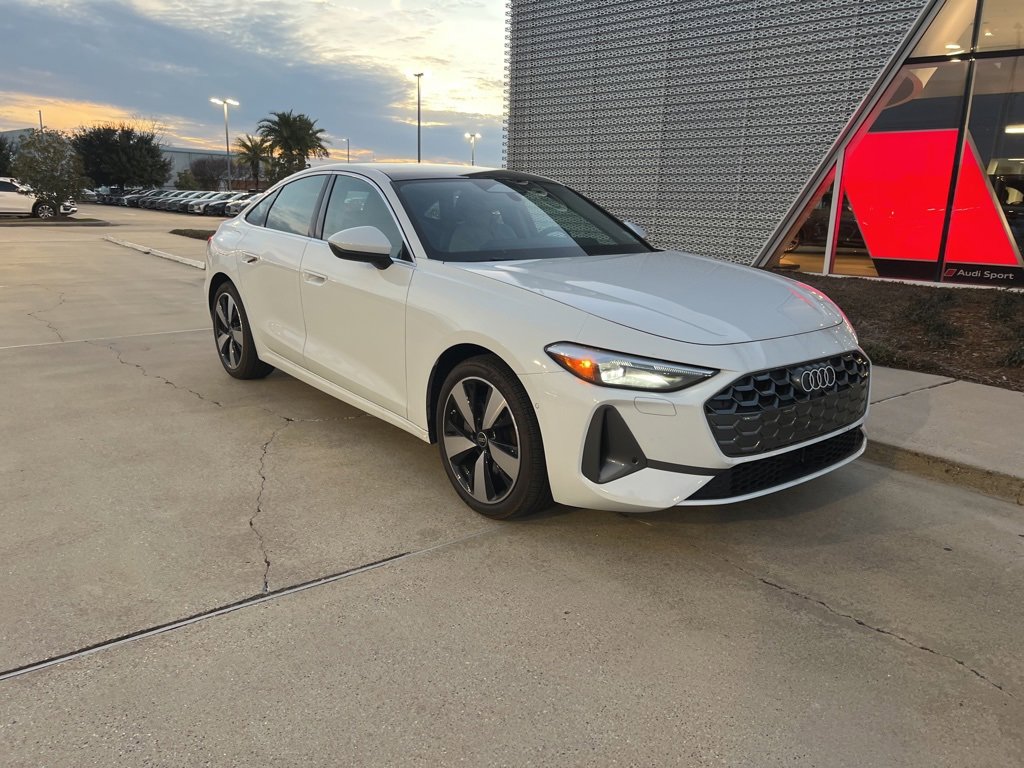 Used 2025 Audi A5 2.0T Premium image 3