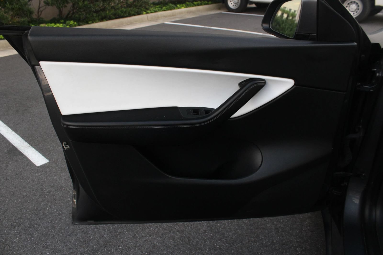 Used 2021 Tesla Model Y Long Range AWD/4WD image 15