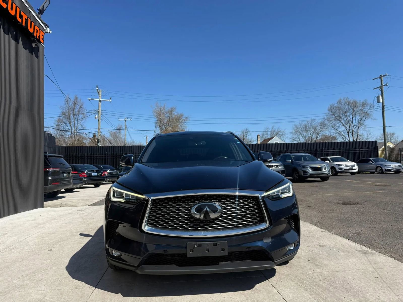 Used 2019 INFINITI QX50 Essential w/ Sensory Package image 2