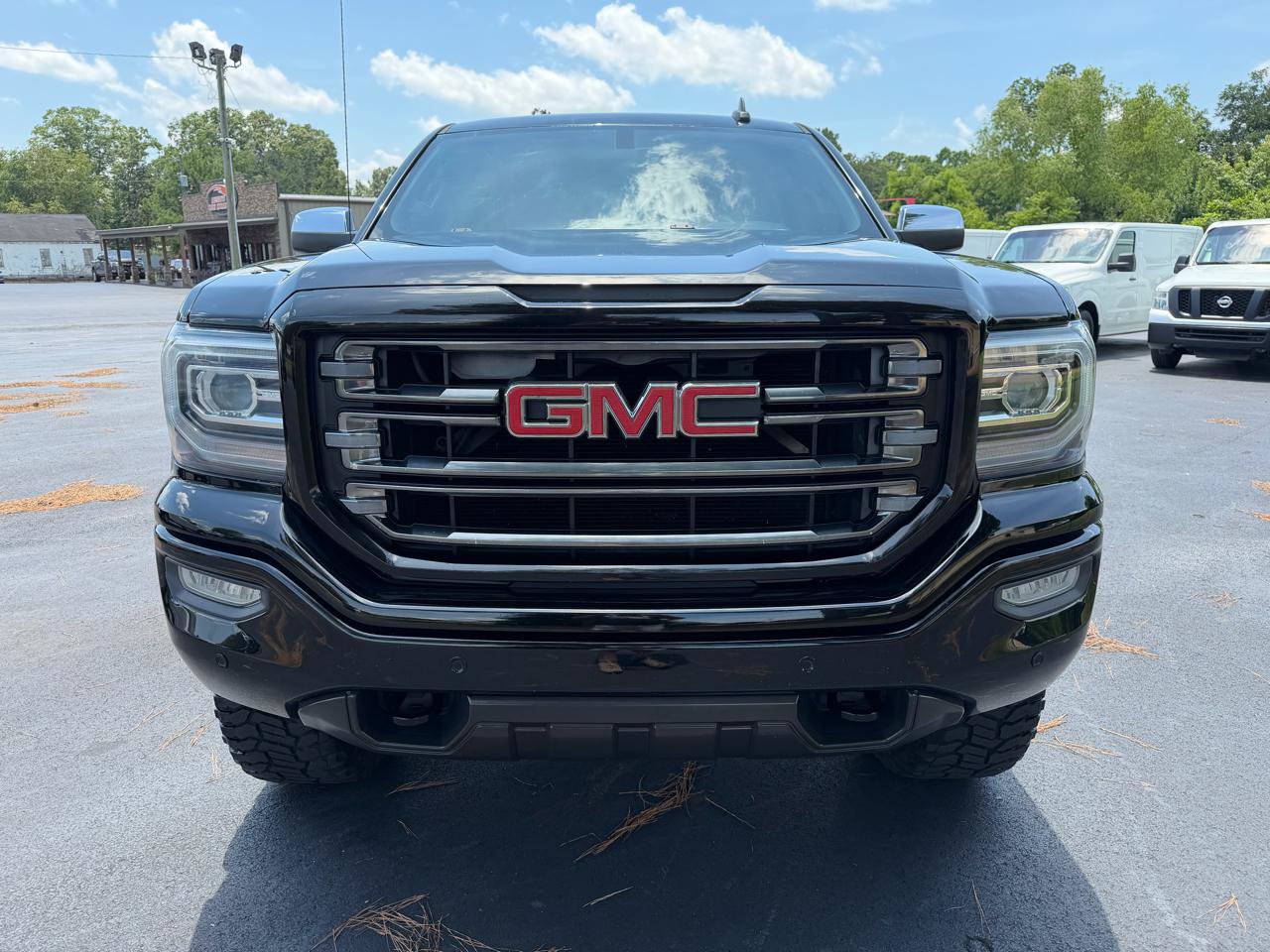 Used 2016 GMC Sierra 1500 SLT w/ All-Terrain Package AWD/4WD image 7