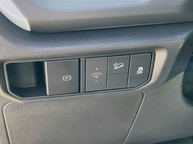 New 2027 Kia Seltos LX FWD image 10