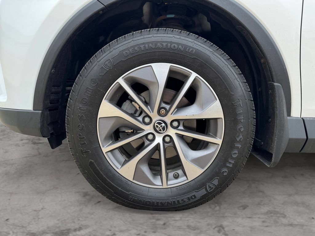 Certified 2018 Toyota RAV4 LE w/ Protection Package AWD/4WD image 9