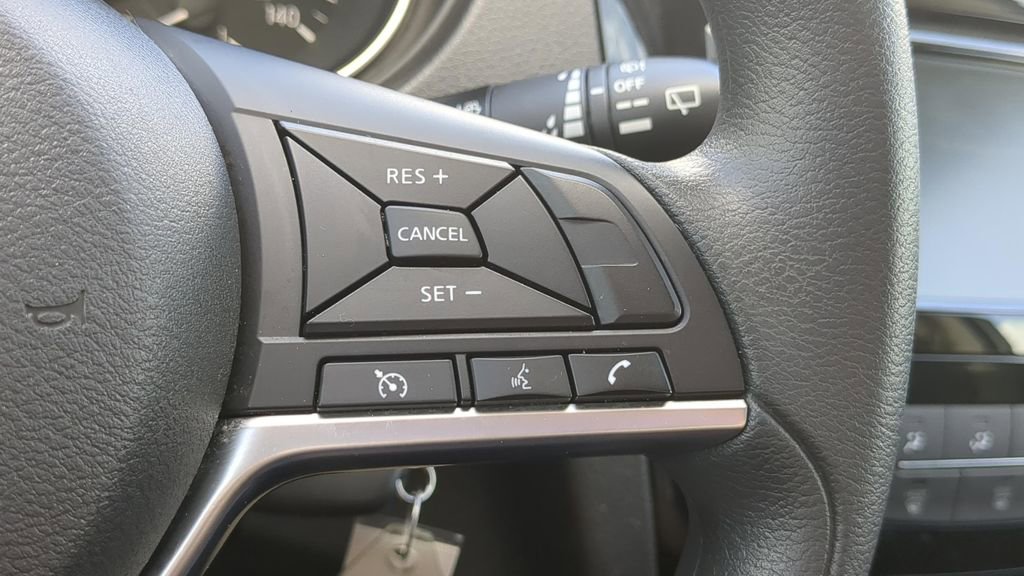 Certified 2020 Nissan Rogue Sport S image 23