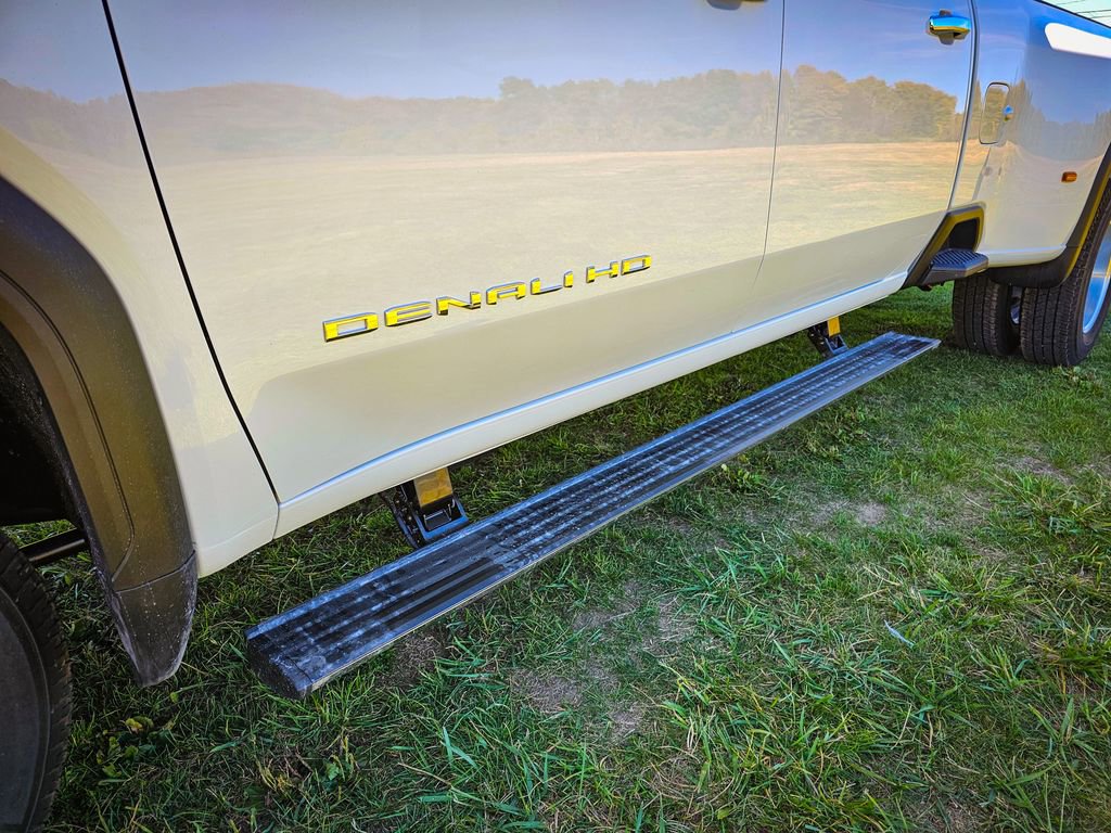 New 2026 GMC Sierra 3500 Denali Ultimate image 13