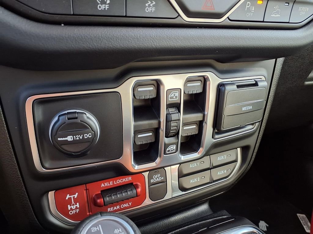 New 2026 Jeep Gladiator Mojave AWD/4WD image 8