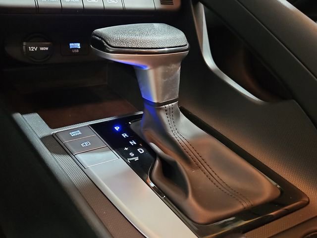 Used 2023 Hyundai Elantra SEL image 19