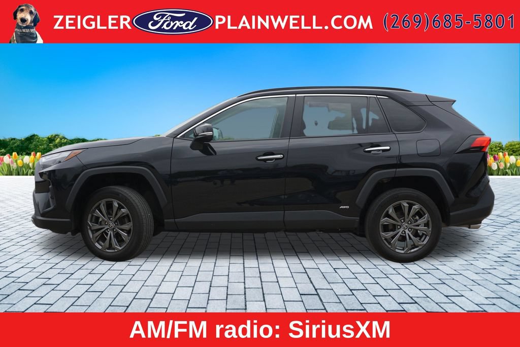 Used 2023 Toyota RAV4 Limited AWD/4WD image 2