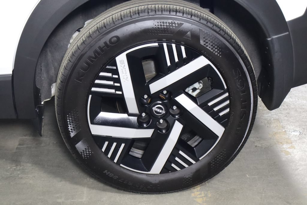 Used 2025 Nissan Kicks SV FWD image 39