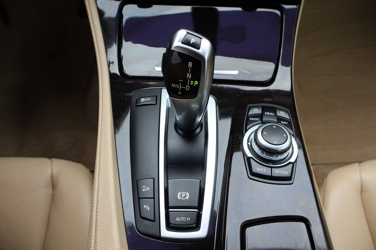 Used 2011 BMW 535i xDrive Sedan AWD/4WD image 37