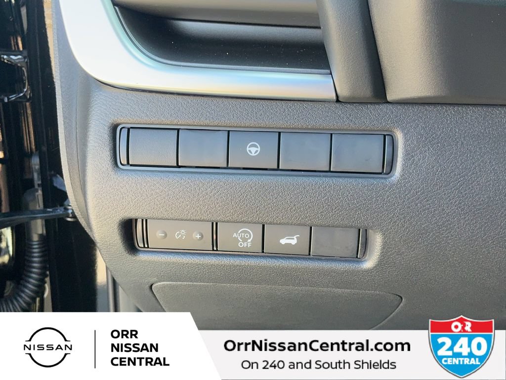 New 2026 Nissan Rogue Dark Armor AWD/4WD image 19