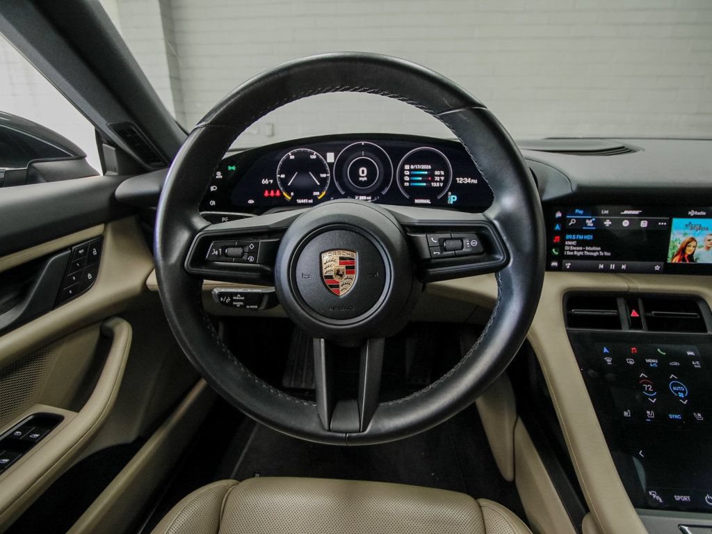 Used 2022 Porsche Taycan 4S AWD/4WD image 16