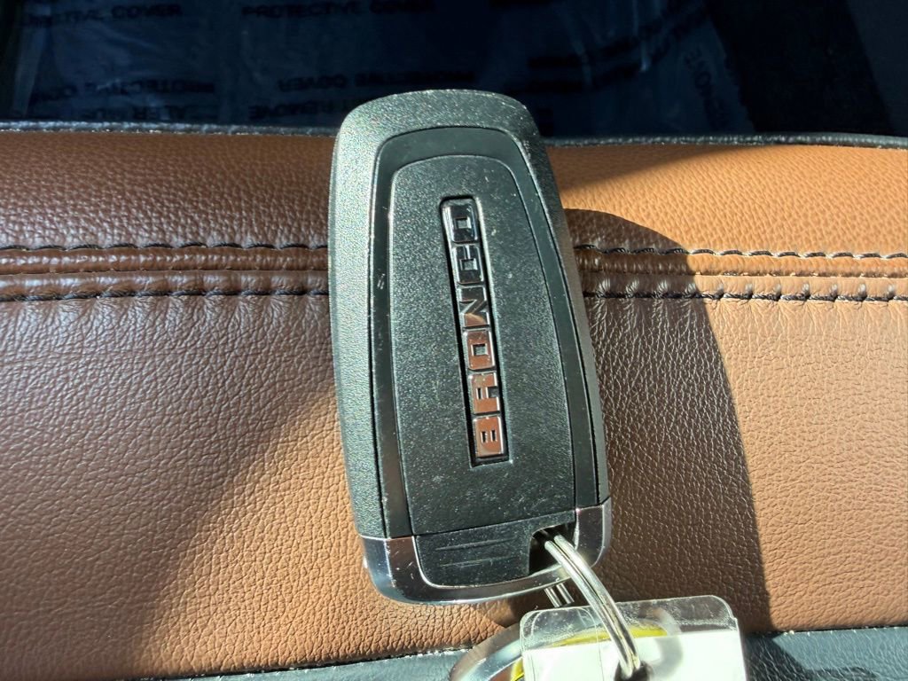 Used 2024 Ford Bronco Outer Banks image 32