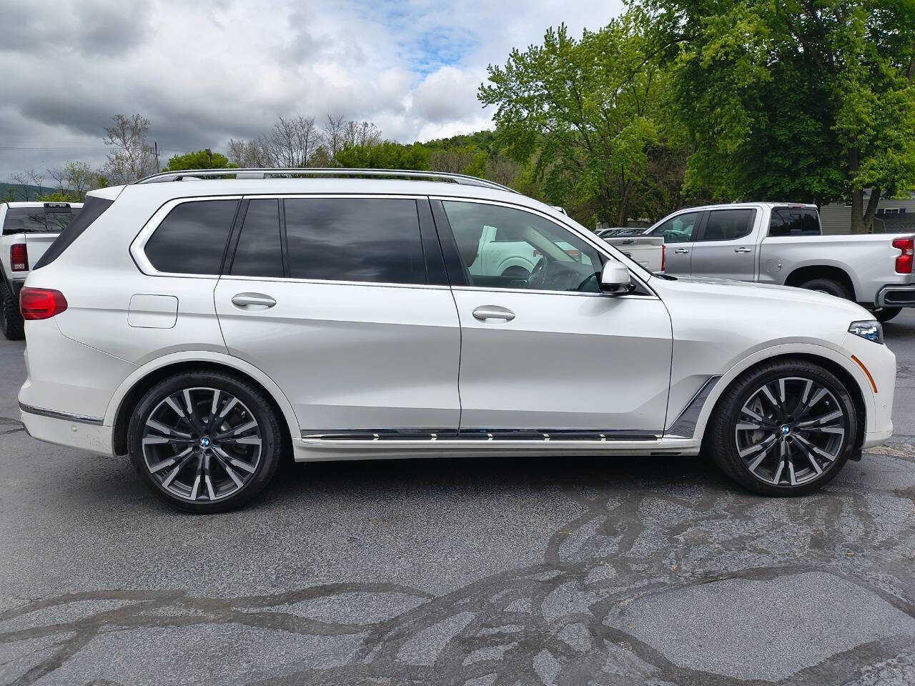 Used 2019 BMW X7 xDrive50i w/ Executive Package AWD/4WD image 10
